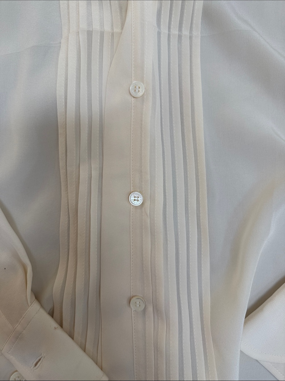 Victoria Beckham Pintuck Silk-Cream Button Blouse - Picture 3 of 4